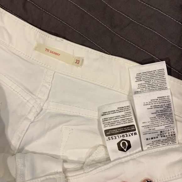 711 Skinny Levi’s white skinny jeans - Picture 5 of 7